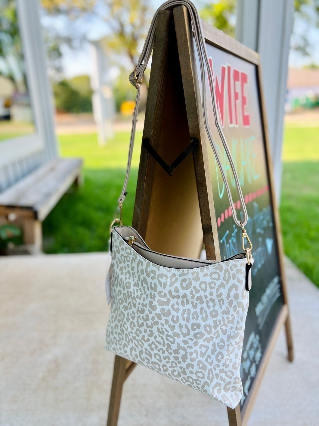 Ellie Cheetah 3 Compartment Crossbody