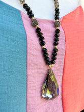 Load image into Gallery viewer, Jewel Beaded Necklace