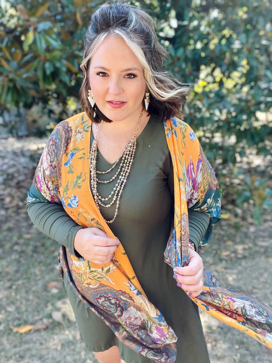 Jacquelyn Demask Print Kimono
