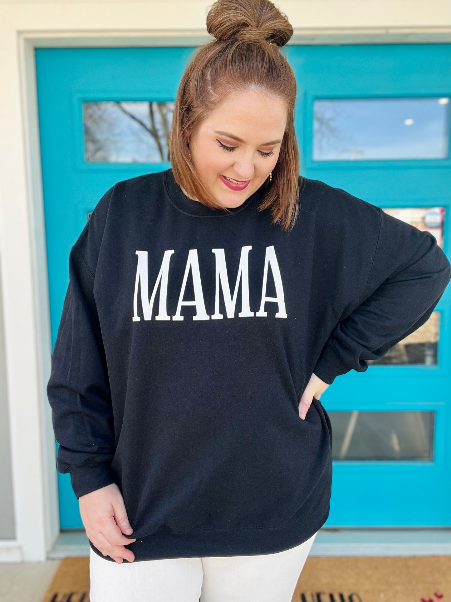 Mama Sweatshirt on Black