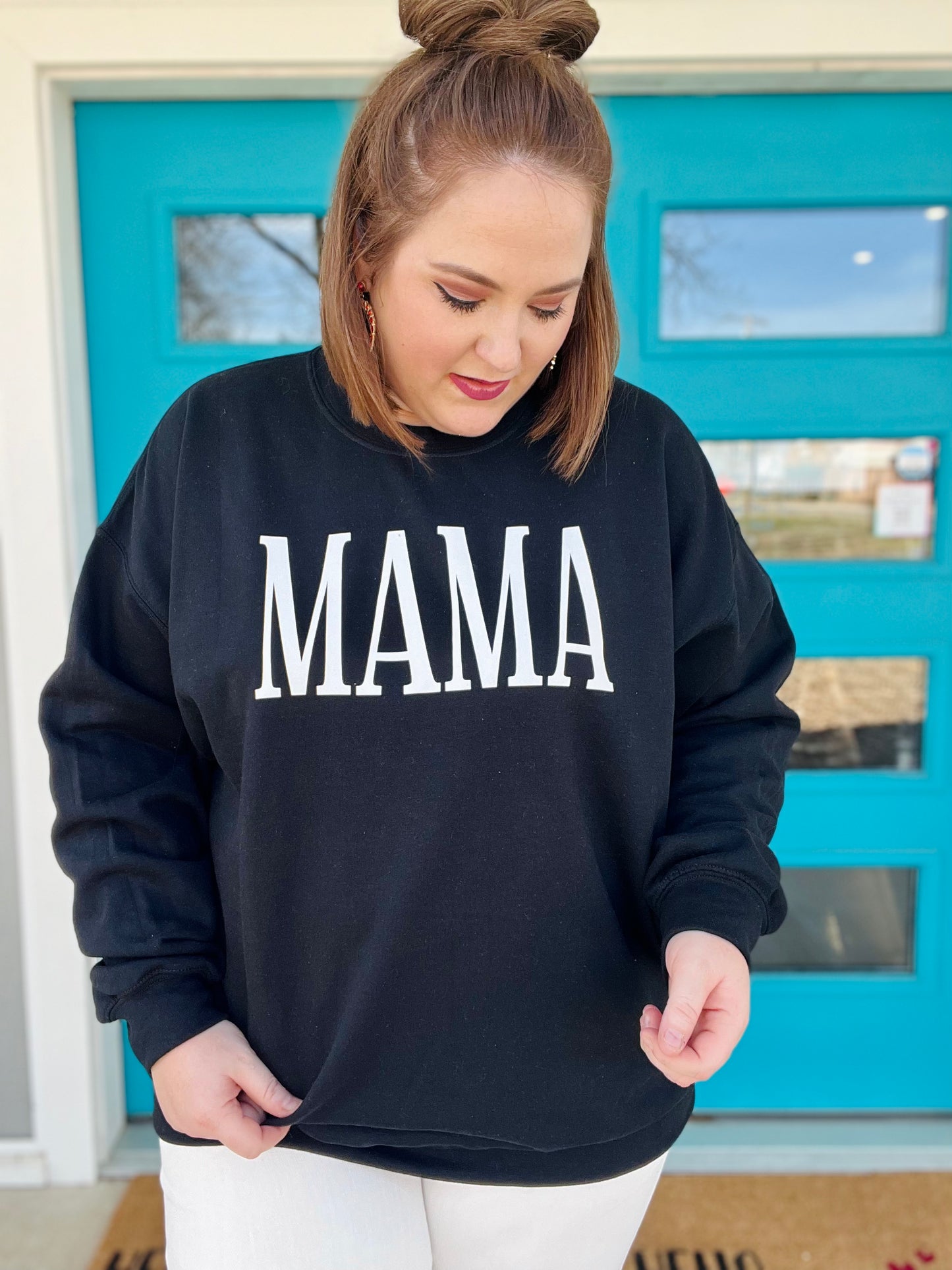 Mama Sweatshirt on Black