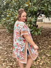 Load image into Gallery viewer, Ainsley Floral Kimono
