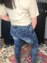 Load image into Gallery viewer, Special A Acid Wash Skinny Jeans
