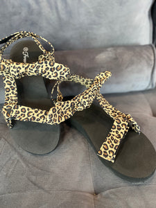Patty Sandal With Bow (Multiple Colors)