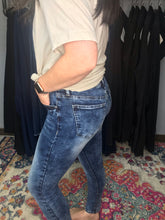 Load image into Gallery viewer, Special A Acid Wash Skinny Jeans