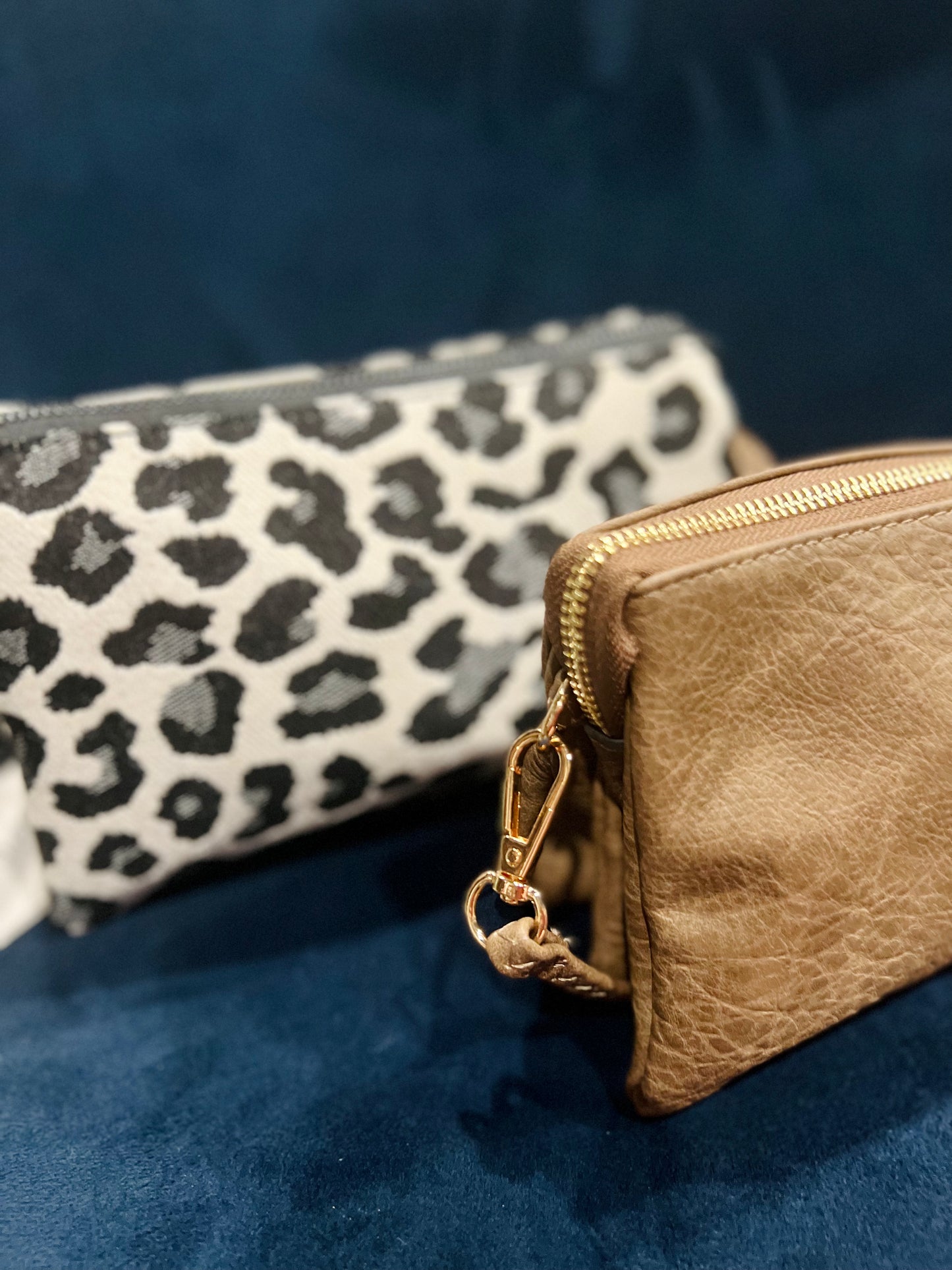 Riley Crossbody (Multiple Colors)