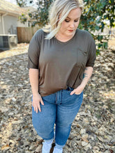 Load image into Gallery viewer, Judy Blue Side Button Tummy Control Top Jeans